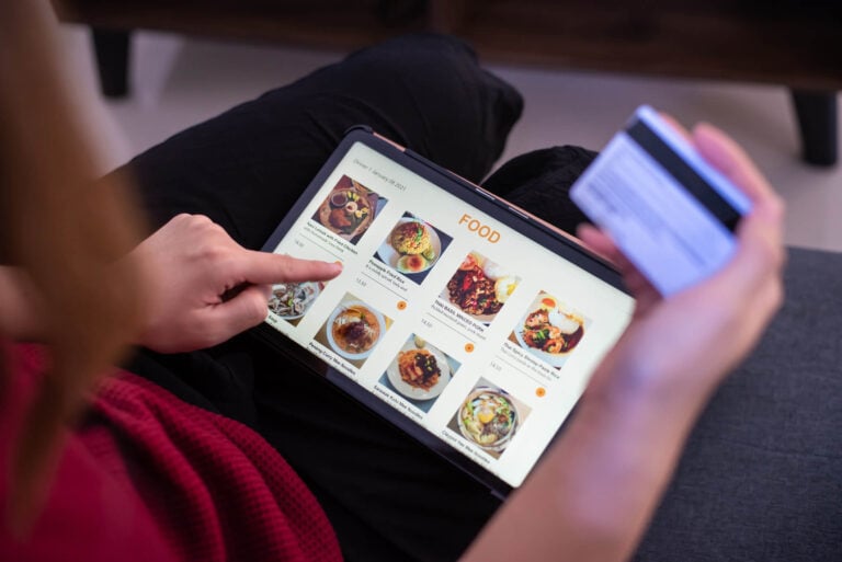 Hotel mobile ordering: A guide for small hoteliers